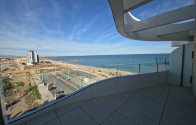 Ático frente al mar